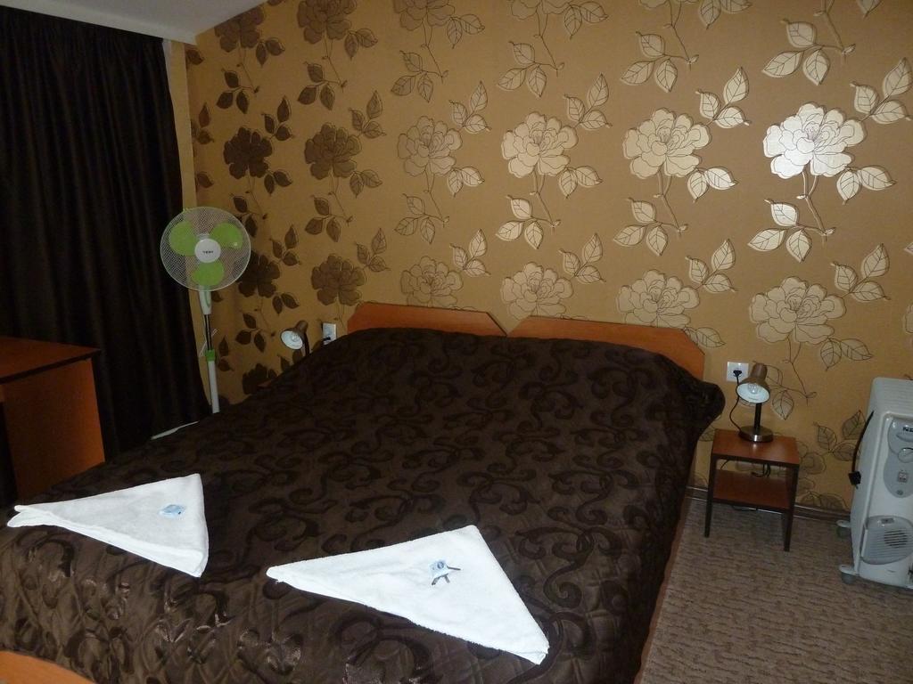 Tarnovski Dom Guest Rooms Tırnova Oda fotoğraf